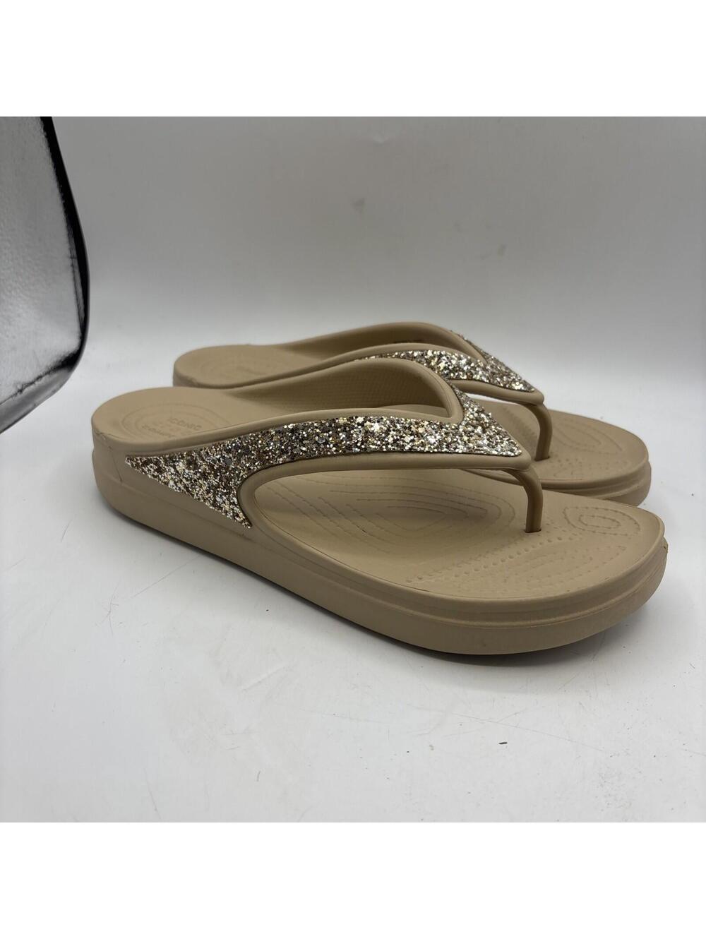 Crocs Sloane Wedge Flip Flop Sandals Women's Tan Gold Glitter Blingy Size 10